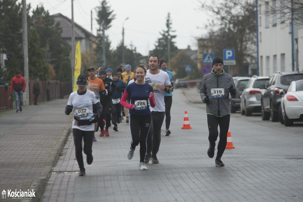 Bieg na 10 kilometrów w Kościanie [ZDJĘCIA]
