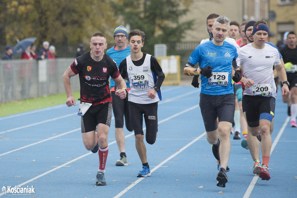 Bieg na 10 kilometrów w Kościanie [ZDJĘCIA]