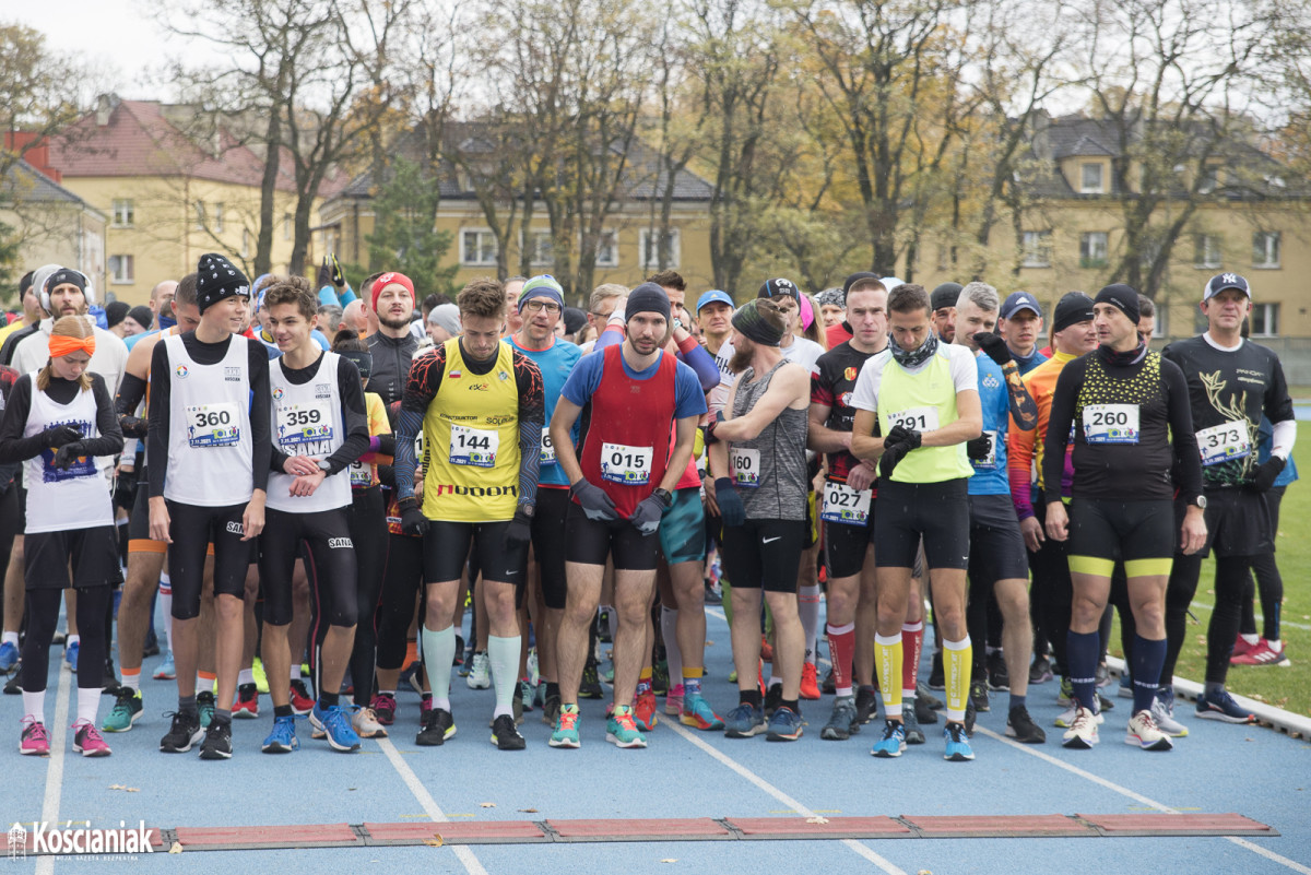 Bieg na 10 kilometrów w Kościanie [ZDJĘCIA]