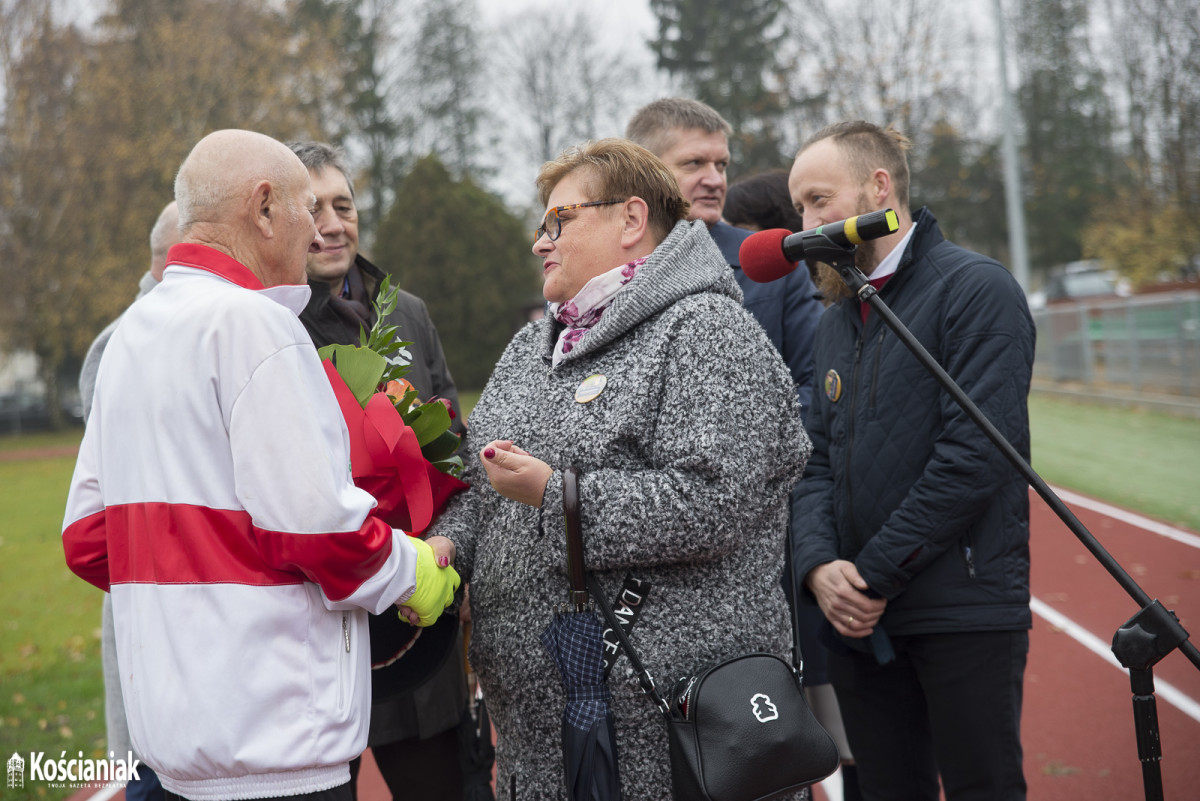 Stadion w Śmiglu oficjalnie otwarty [ZDJĘCIA]