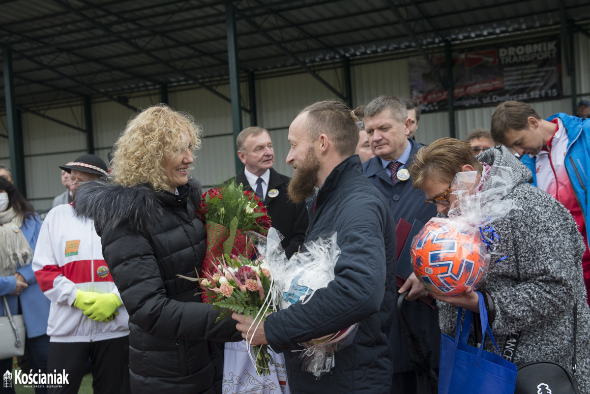 Stadion w Śmiglu oficjalnie otwarty [ZDJĘCIA]