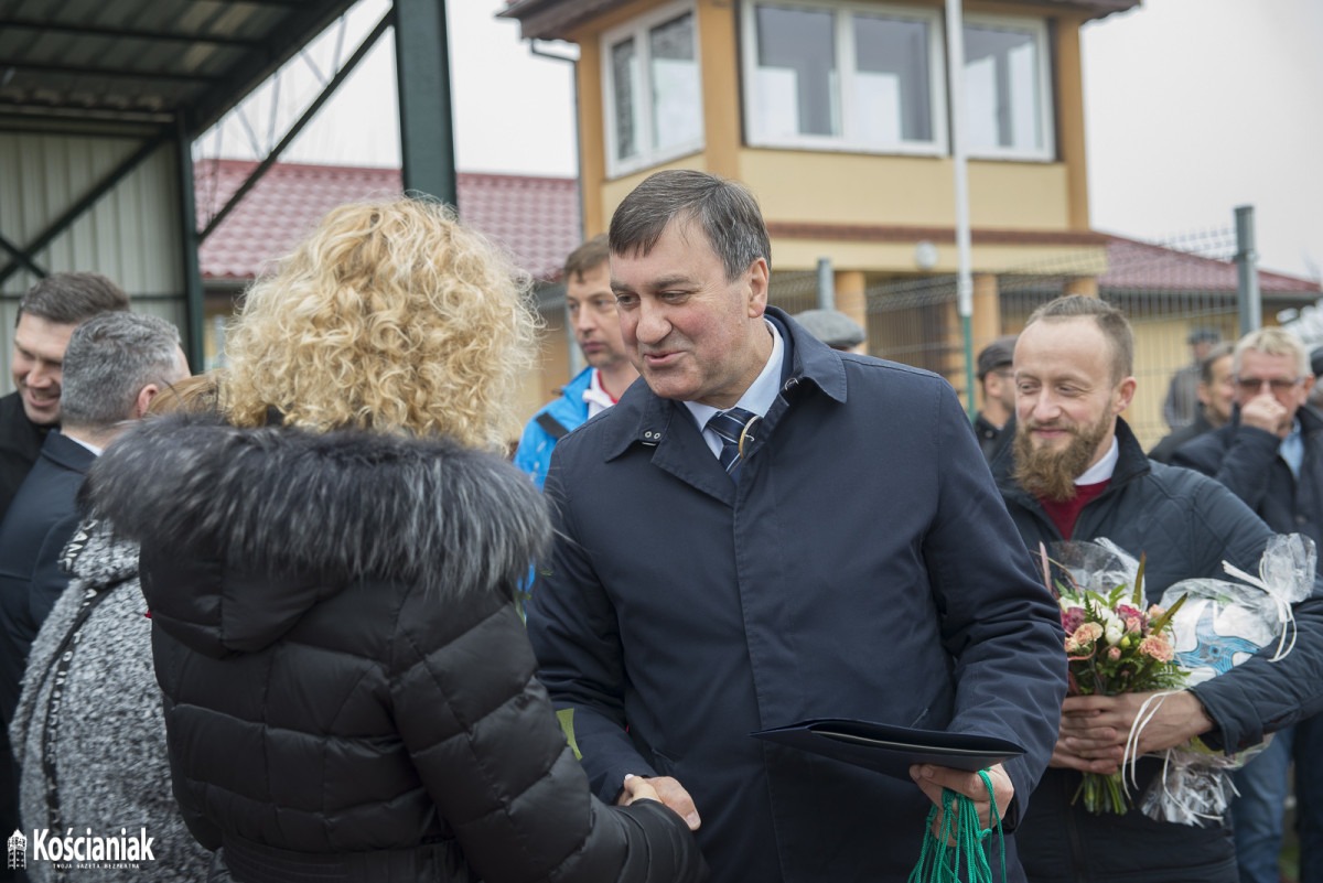 Stadion w Śmiglu oficjalnie otwarty [ZDJĘCIA]