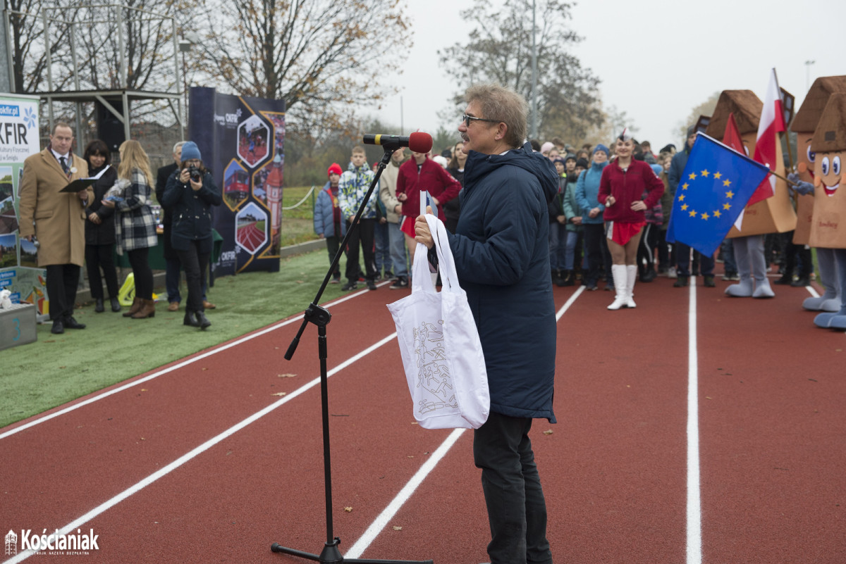 Stadion w Śmiglu oficjalnie otwarty [ZDJĘCIA]