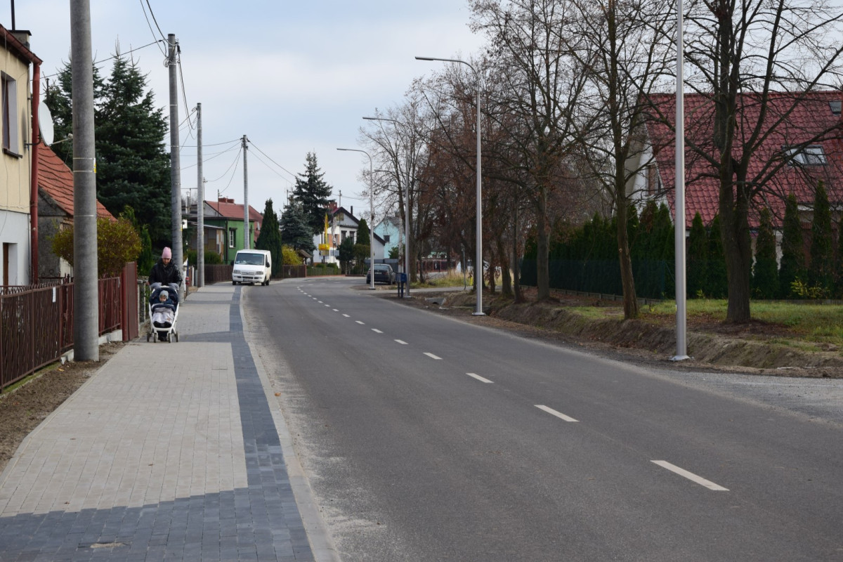 Droga z Kokorzyna do Szczodrowa gotowa [ZDJĘCIA]
