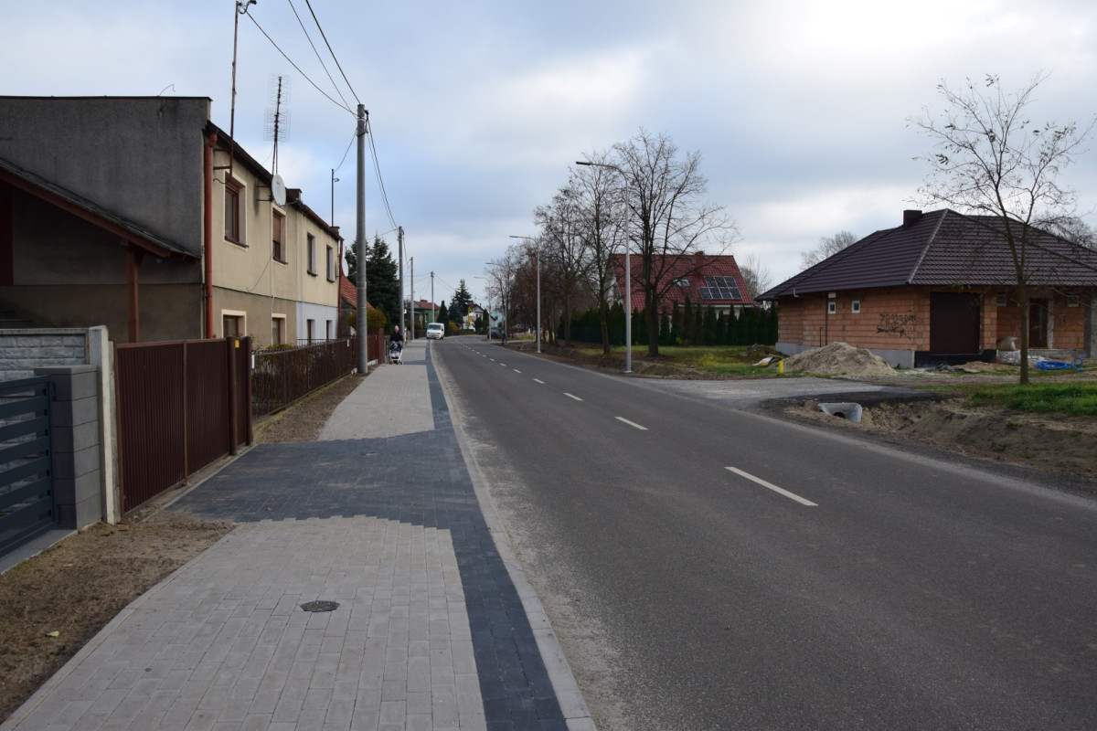 Droga z Kokorzyna do Szczodrowa gotowa [ZDJĘCIA]
