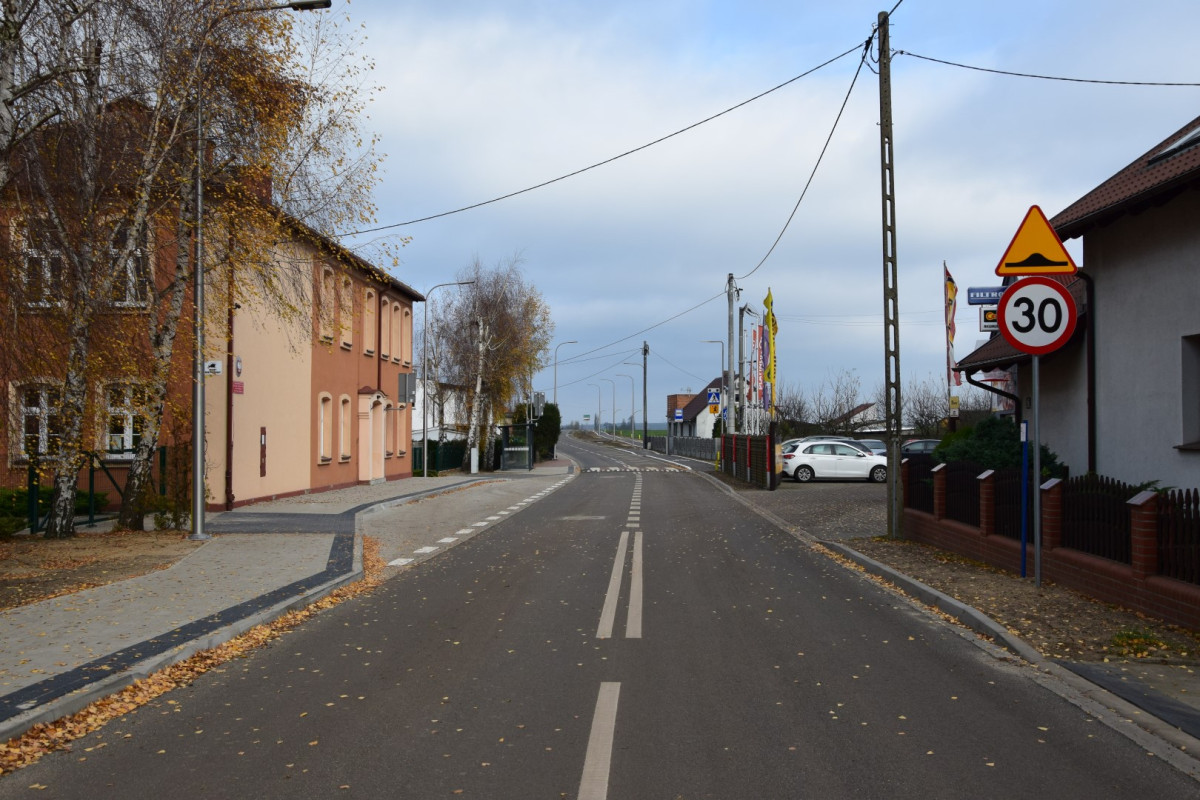 Droga z Kokorzyna do Szczodrowa gotowa [ZDJĘCIA]
