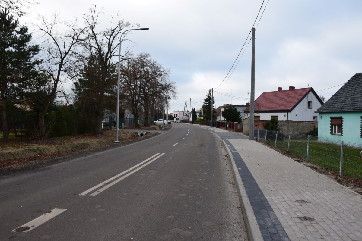 Droga z Kokorzyna do Szczodrowa gotowa [ZDJĘCIA]
