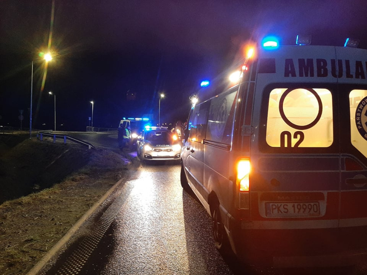 Wjechał do rowu. Był pijany [ZDJĘCIA]