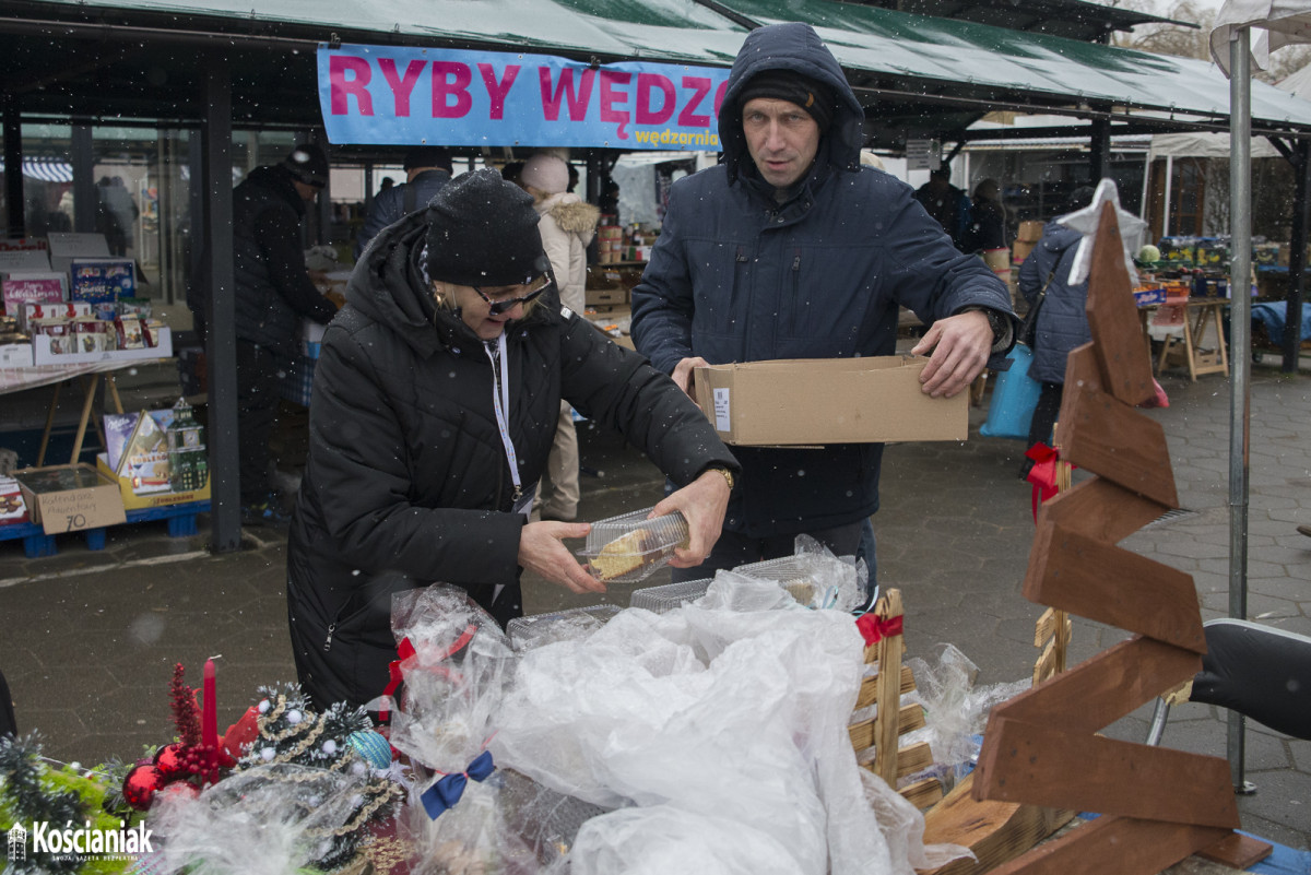 Kiermasz dla Oskara na targowisku w Kościanie [ZDJĘCIA]