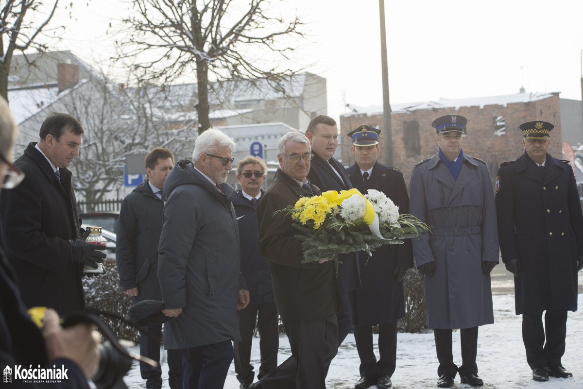 Obchody 40. rocznicy wprowadzenia stanu wojennego [ZDJĘCIA]