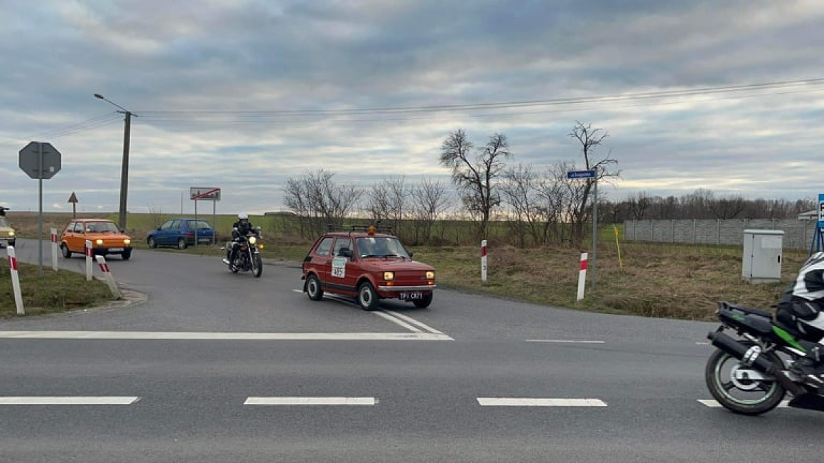 Przejazd przez gminę Śmigiel dla Oli i Leona [ZDJĘCIA]
