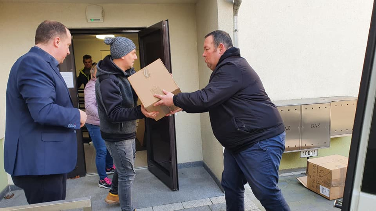 Śmigiel: Francuzi przekazali pomoc dla Ukrainy  [ZDJĘCIA]