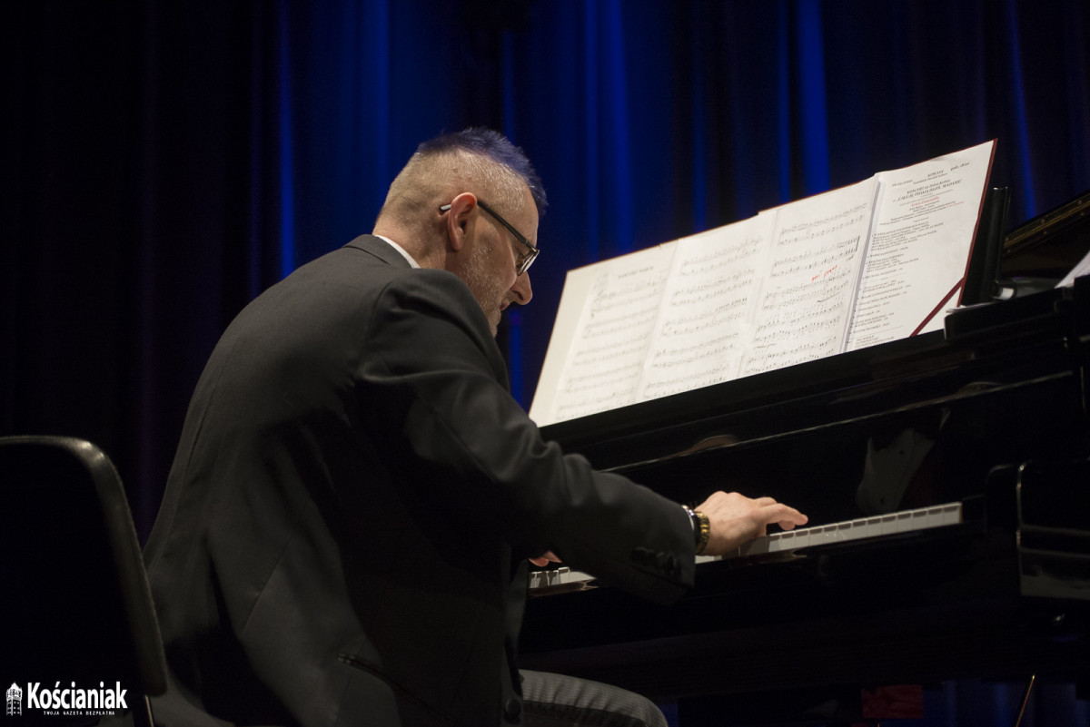 Koncert Artes Ensemble na Dzień Kobiet w KOK [ZDJĘCIA]