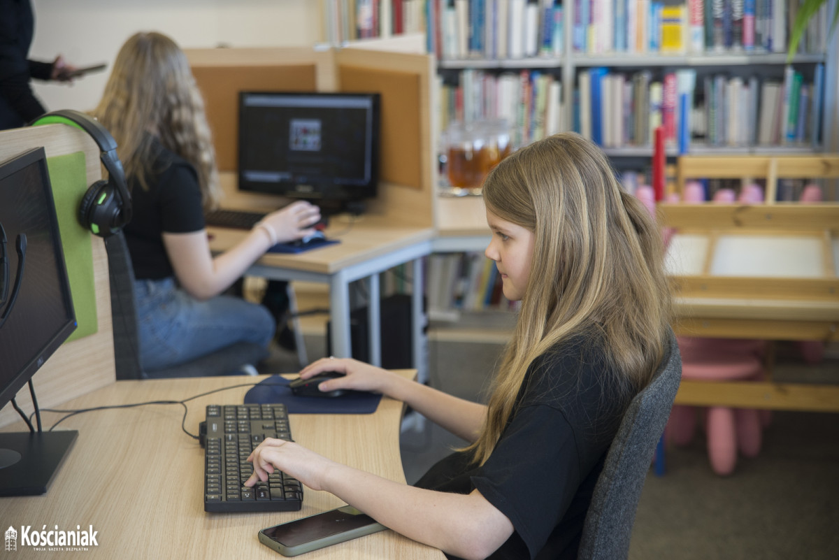 Zajęcia integracyjne dla ukraińskich dzieci w bibliotece [ZDJĘCIA]