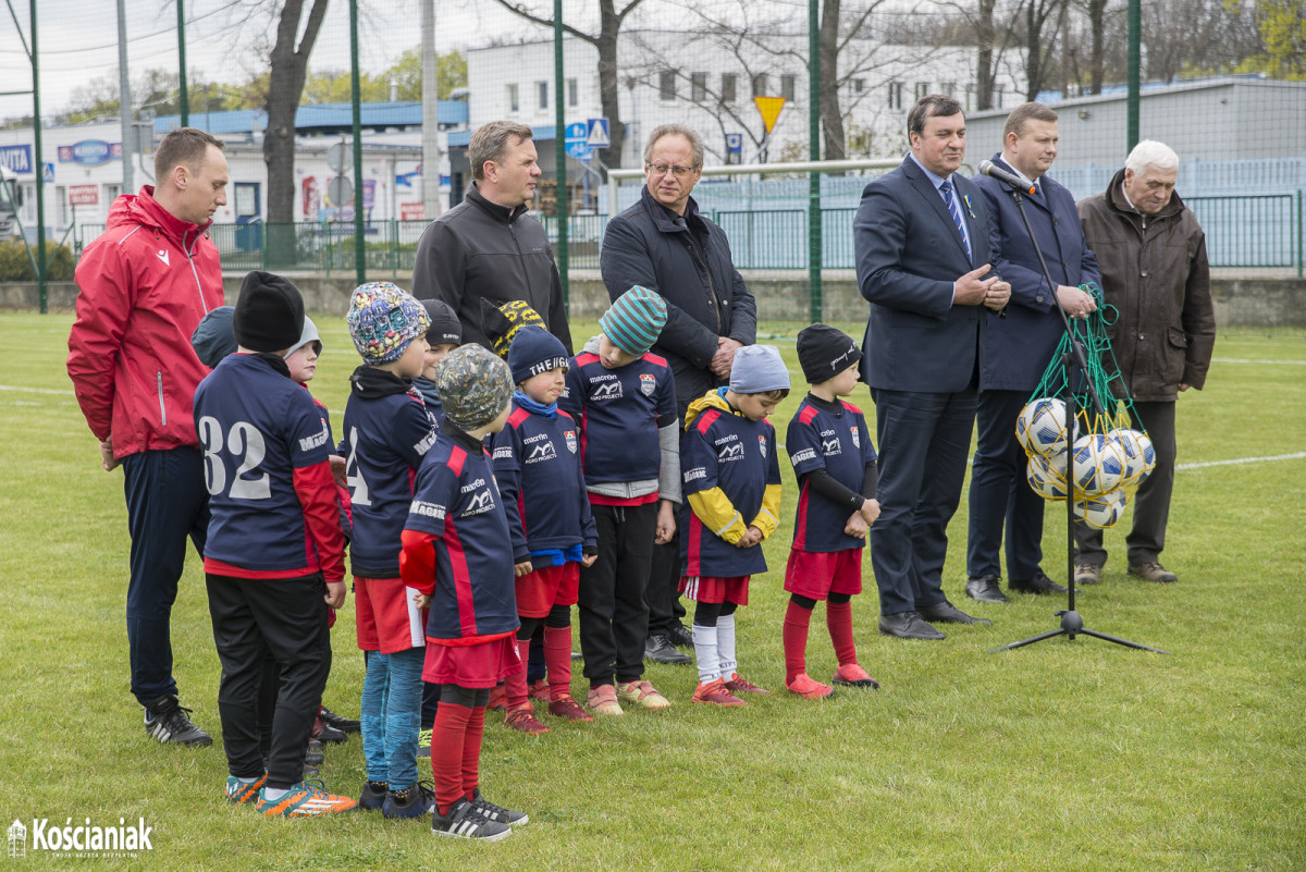 Otwarto boczne boisko przy stadionie miejskim [ZDJĘCIA]