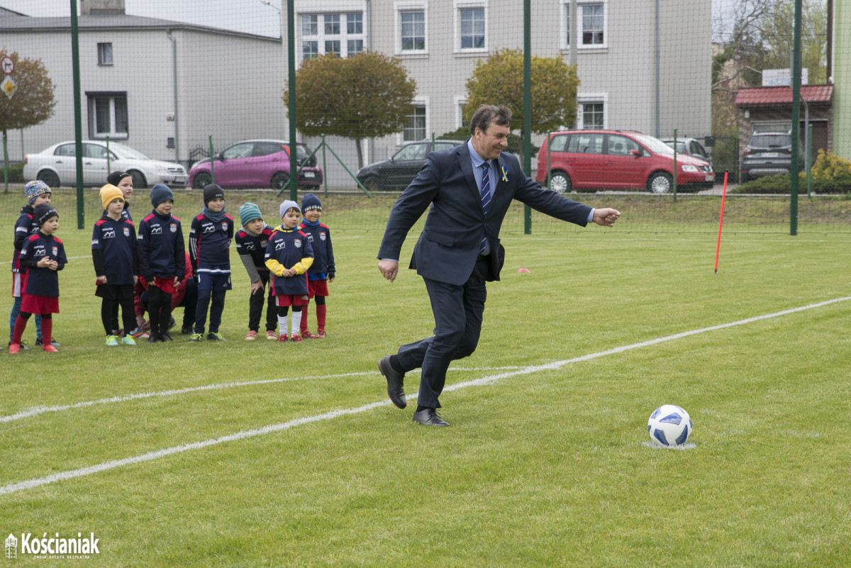 Otwarto boczne boisko przy stadionie miejskim [ZDJĘCIA]