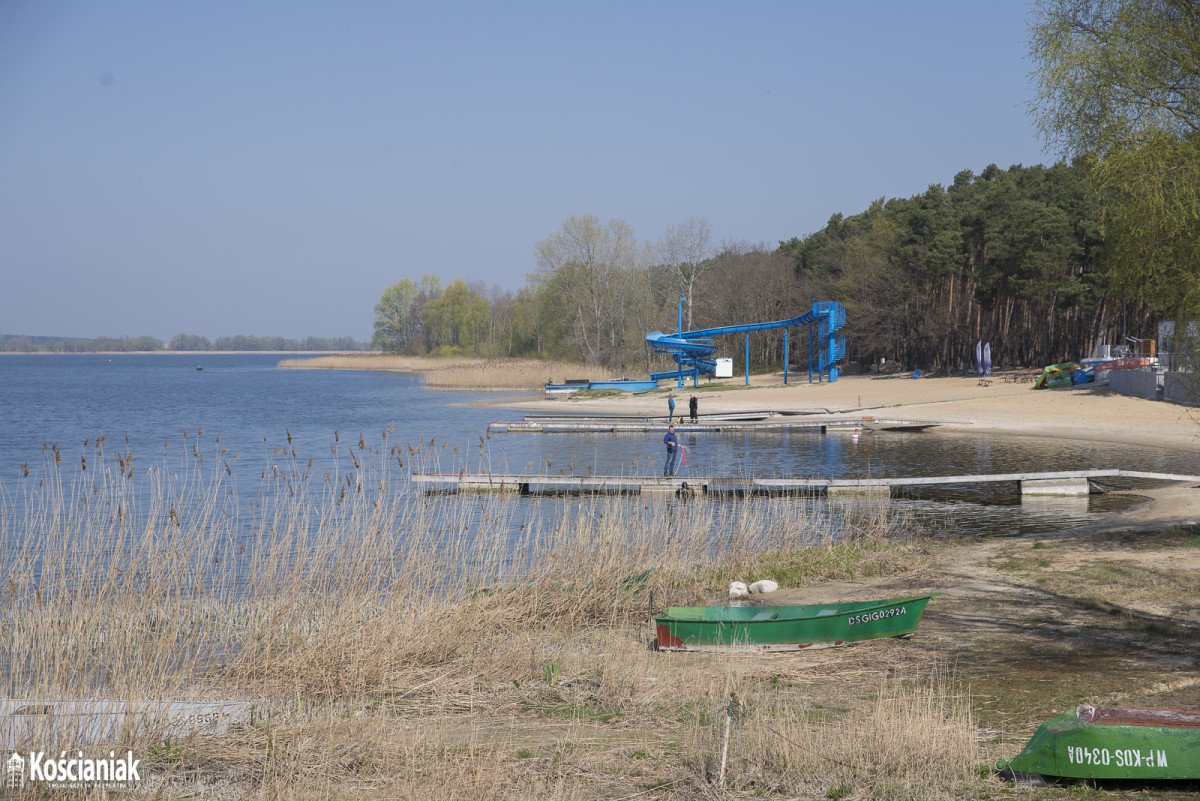 Akcja sprzątania letniska w Nowym Dębcu [ZDJĘCIA]