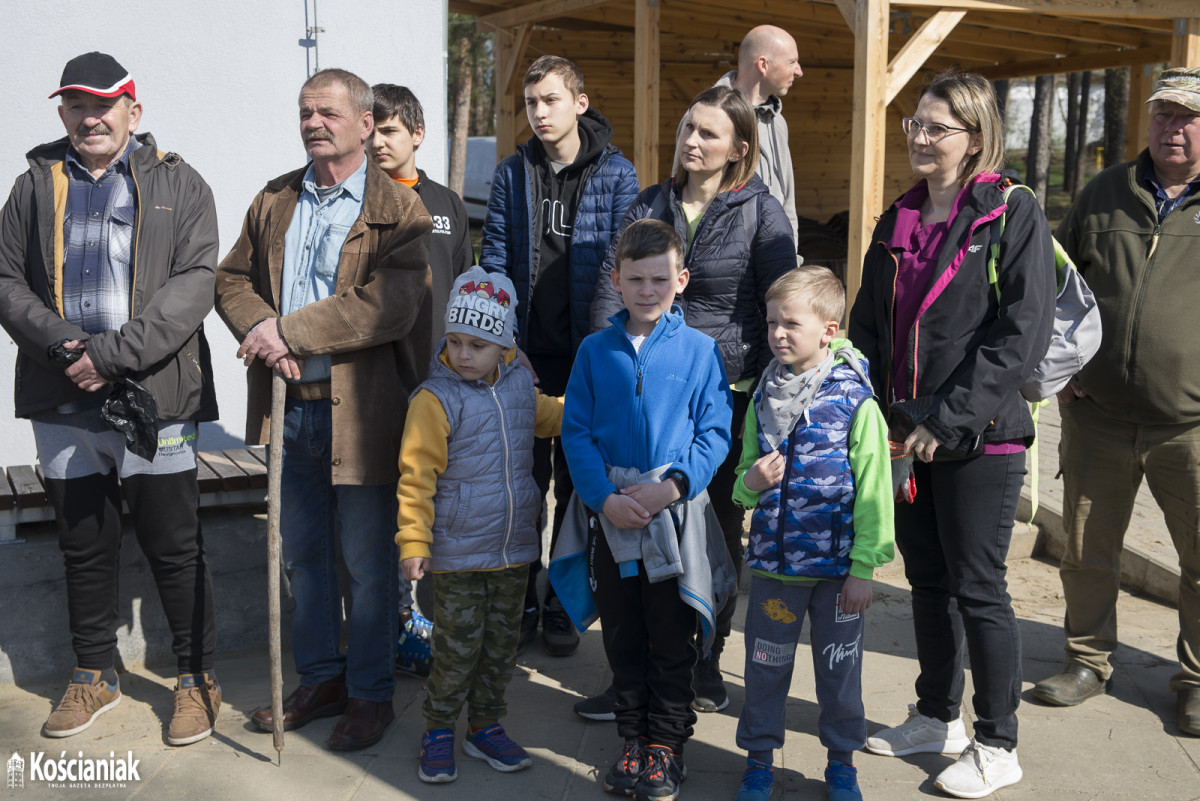 Akcja sprzątania letniska w Nowym Dębcu [ZDJĘCIA]