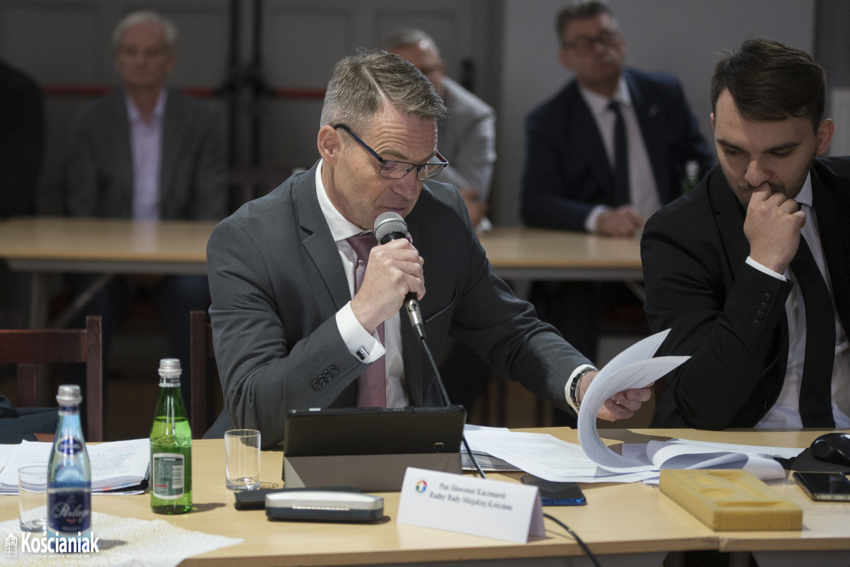 Za i przeciw budowie całorocznych kortów tenisowych w Kościanie