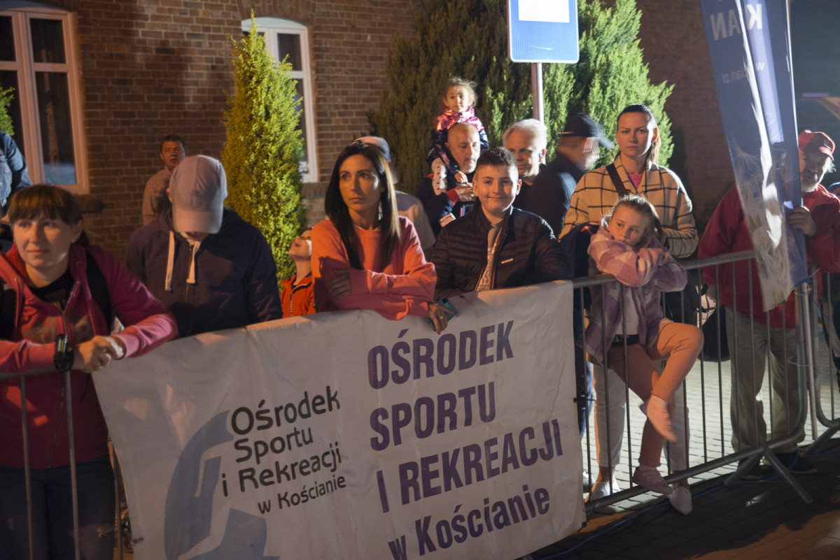 Nocny Bieg o Podkowę Racotu [ZDJĘCIA]