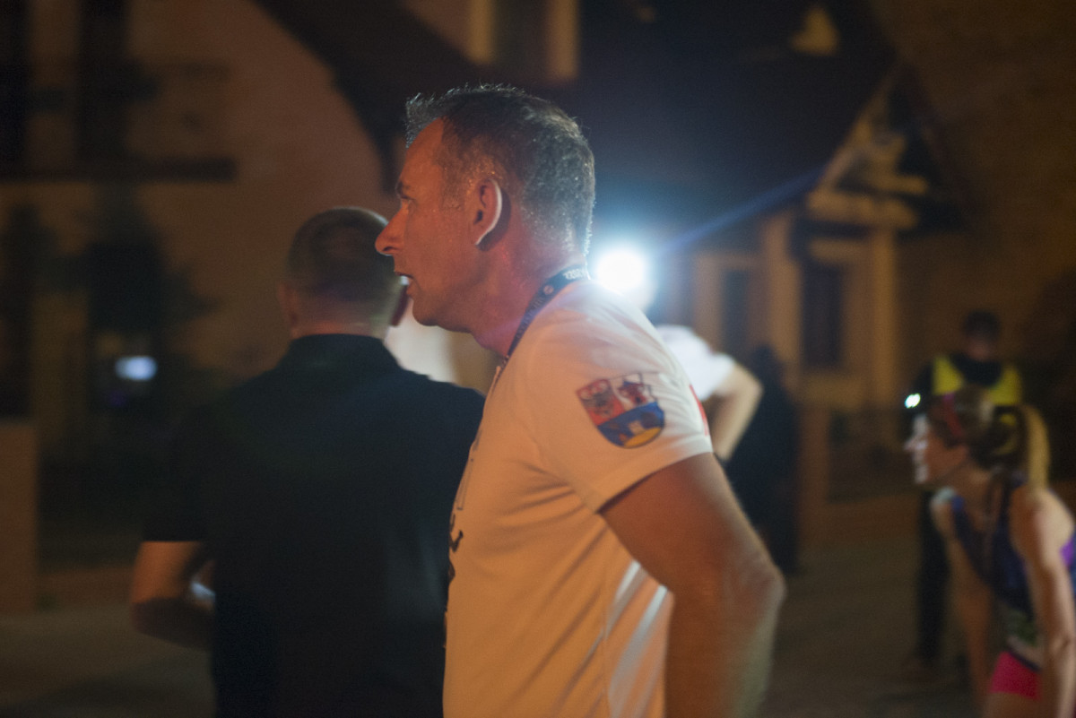 Nocny Bieg o Podkowę Racotu [ZDJĘCIA]
