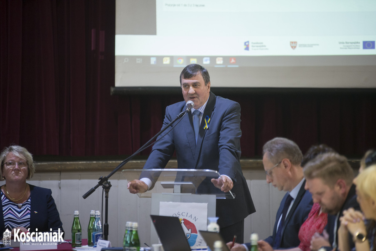 Wotum zaufania i absolutorium dla burmistrza [ZDJĘCIA]