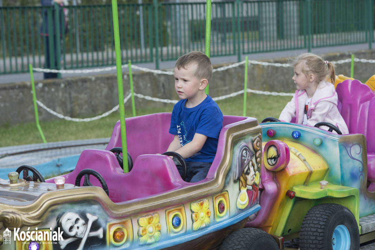 Dzień Dziecka w lunaparku i parku rozrywki [ZDJĘCIA]