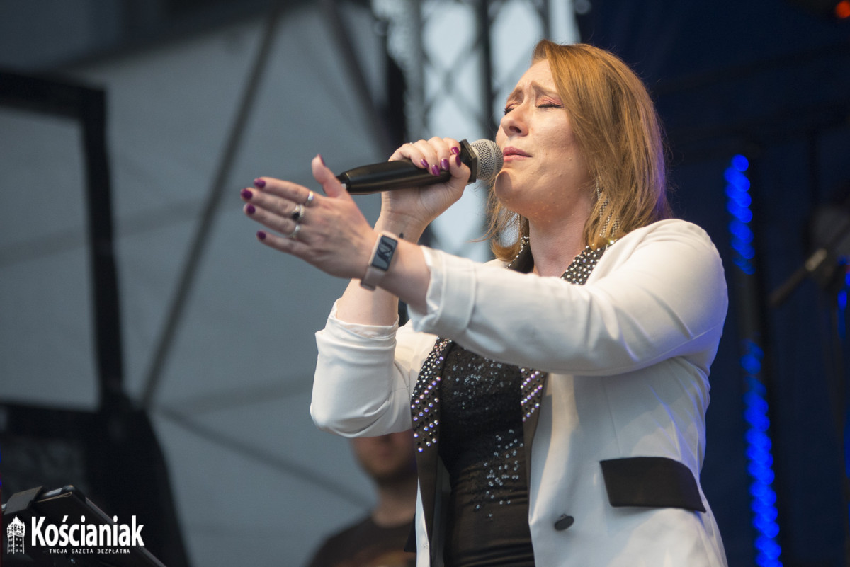 Julia Stolpe i zespół Haydamaky podczas Święta Miasta [ZDJĘCIA]