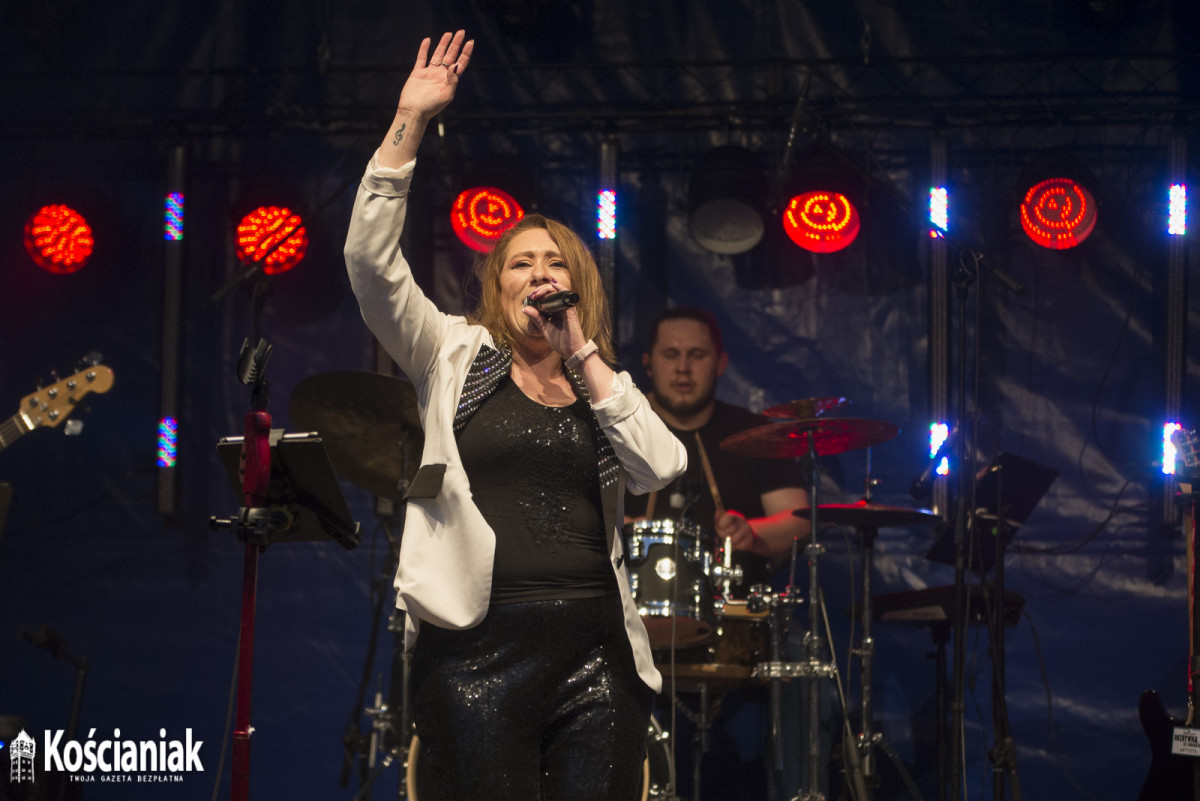 Julia Stolpe i zespół Haydamaky podczas Święta Miasta [ZDJĘCIA]