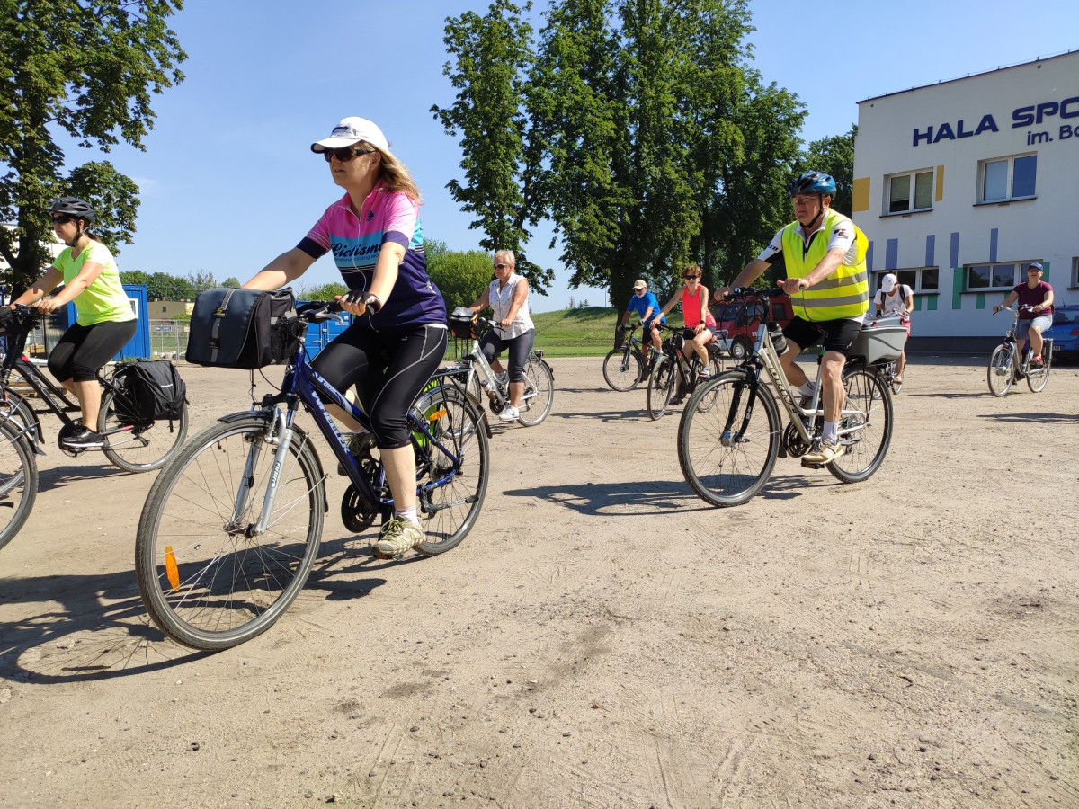 Rajd po Ziemiańskim Szlaku Rowerowym [ZDJĘCIA]