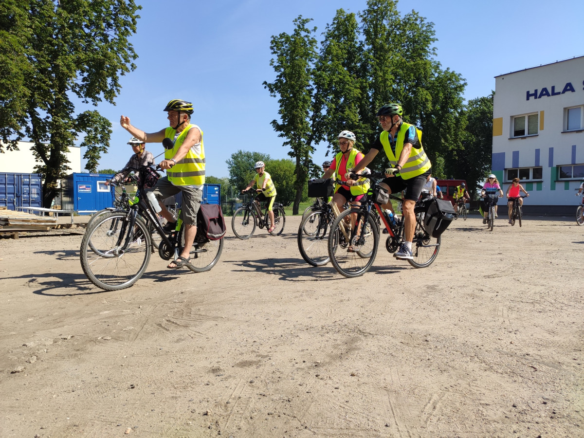 Rajd po Ziemiańskim Szlaku Rowerowym [ZDJĘCIA]