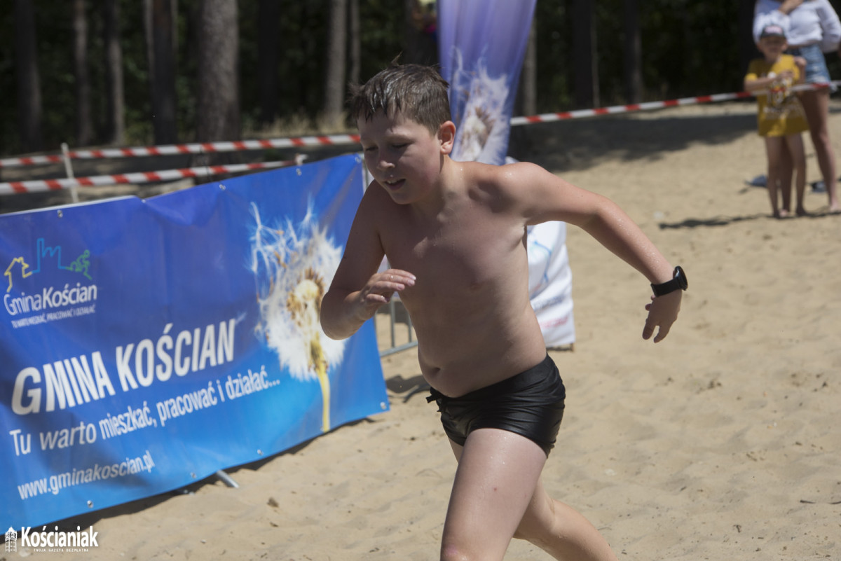 Aquatlon podczas zawodów pływackich w Nowym Dębcu [ZDJĘCIA]