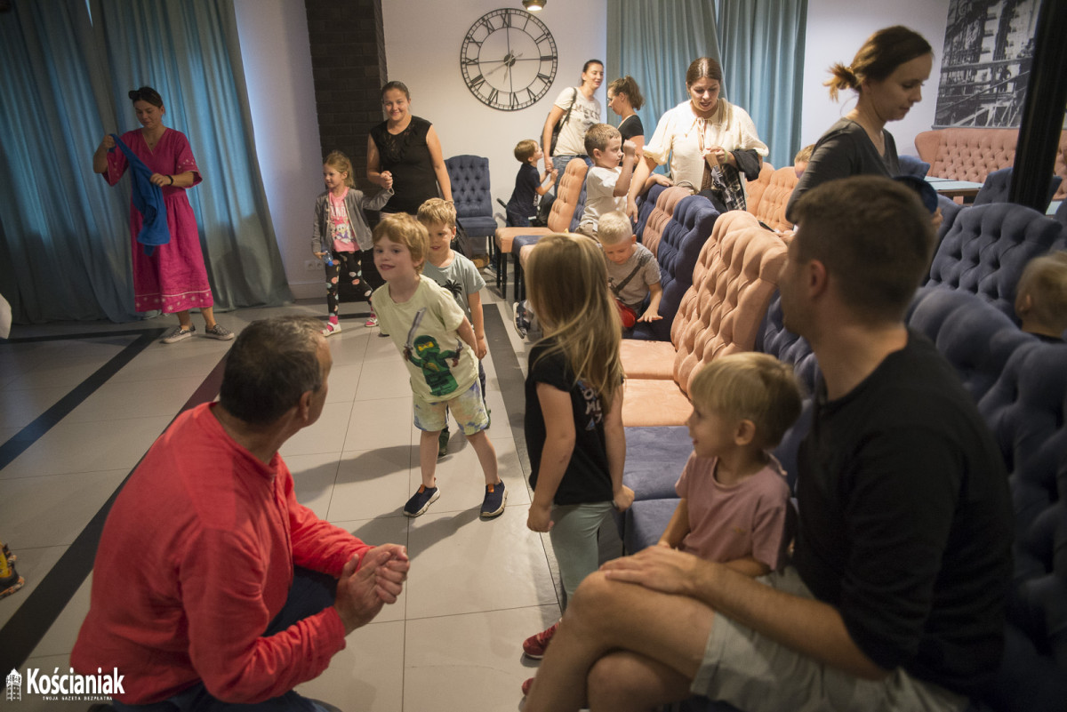 Spektakl dla dzieci w wykonaniu Galerii Teatr [ZDJĘCIA]