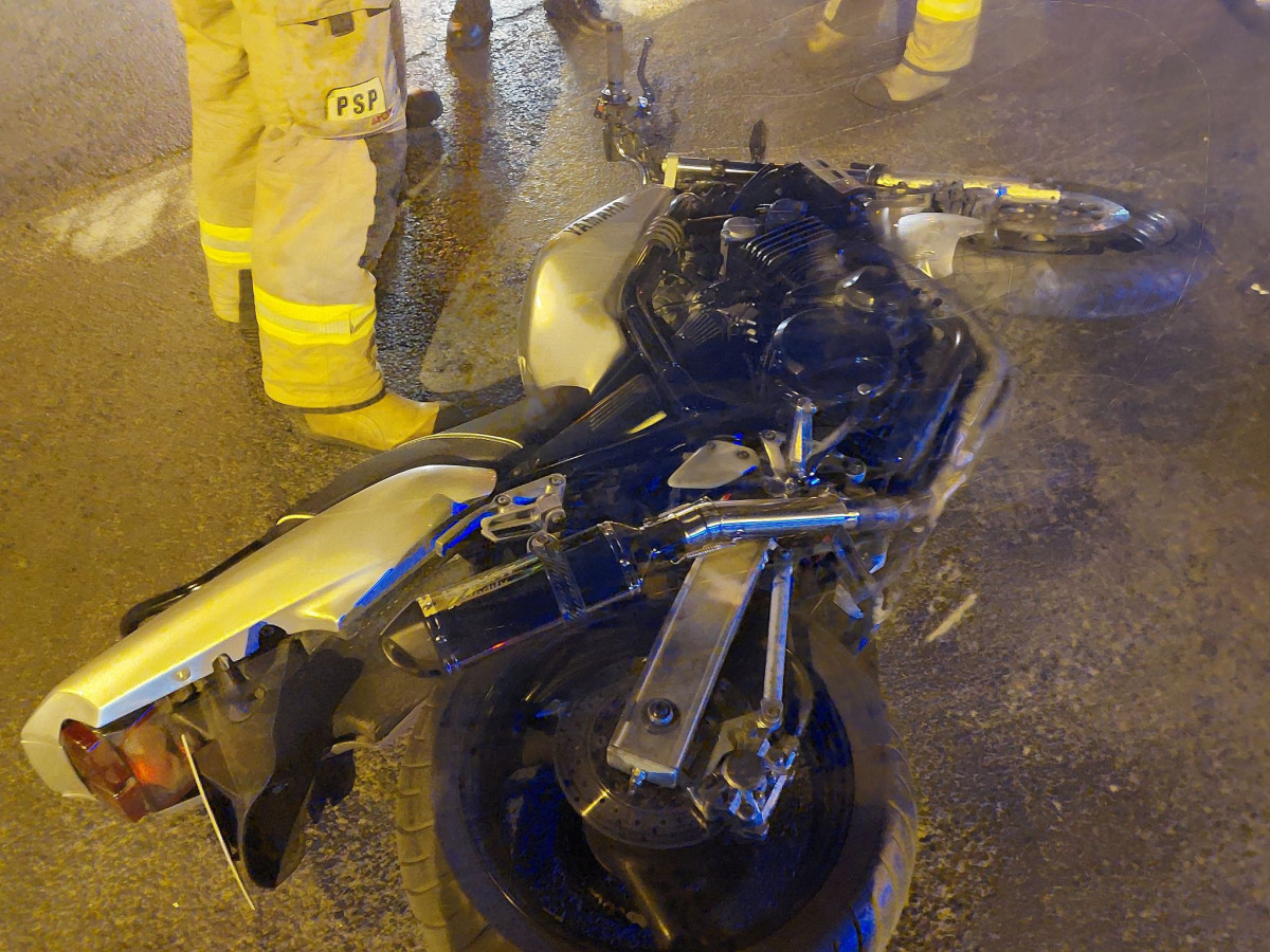 Zderzenie motocykla i osobówki w Czempiniu [ZDJĘCIA]