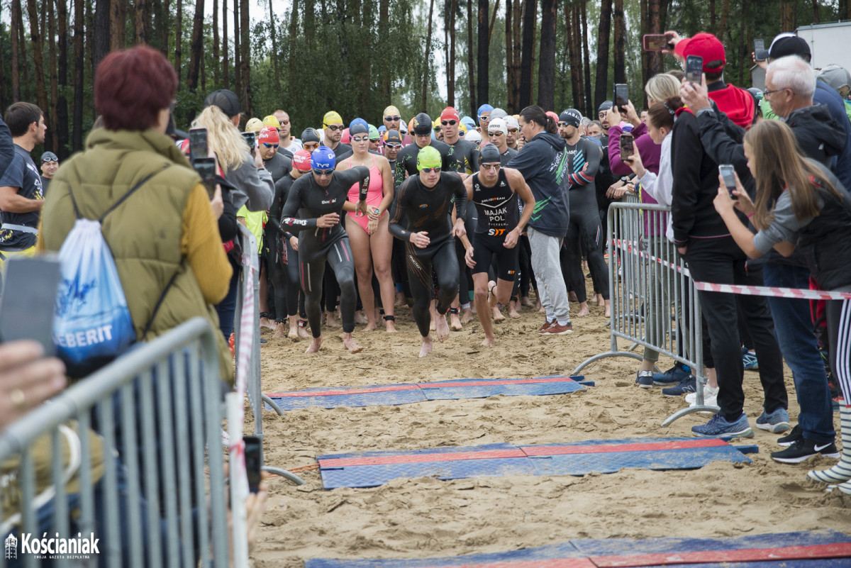 Triathlon w Nowym Dębcu 2022 [ZDJĘCIA]