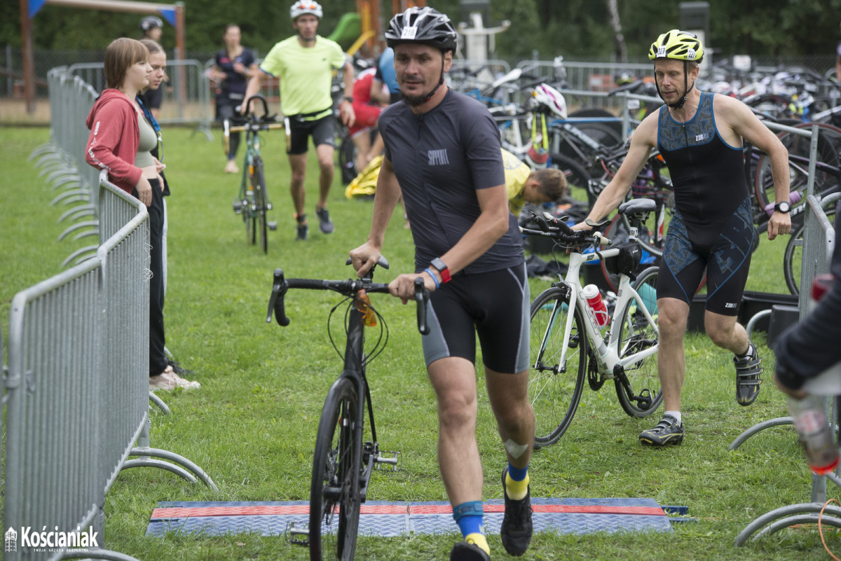 Triathlon w Nowym Dębcu 2022 [ZDJĘCIA]