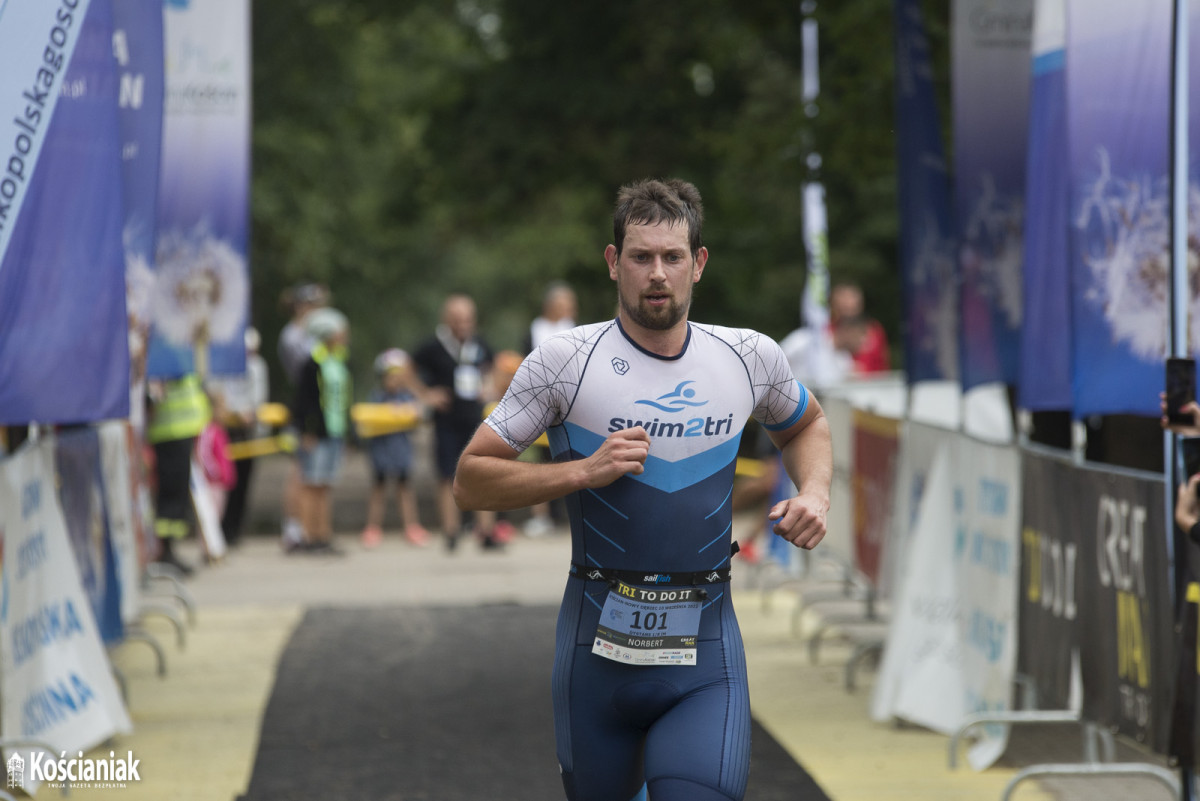 Triathlon w Nowym Dębcu 2022 [ZDJĘCIA]