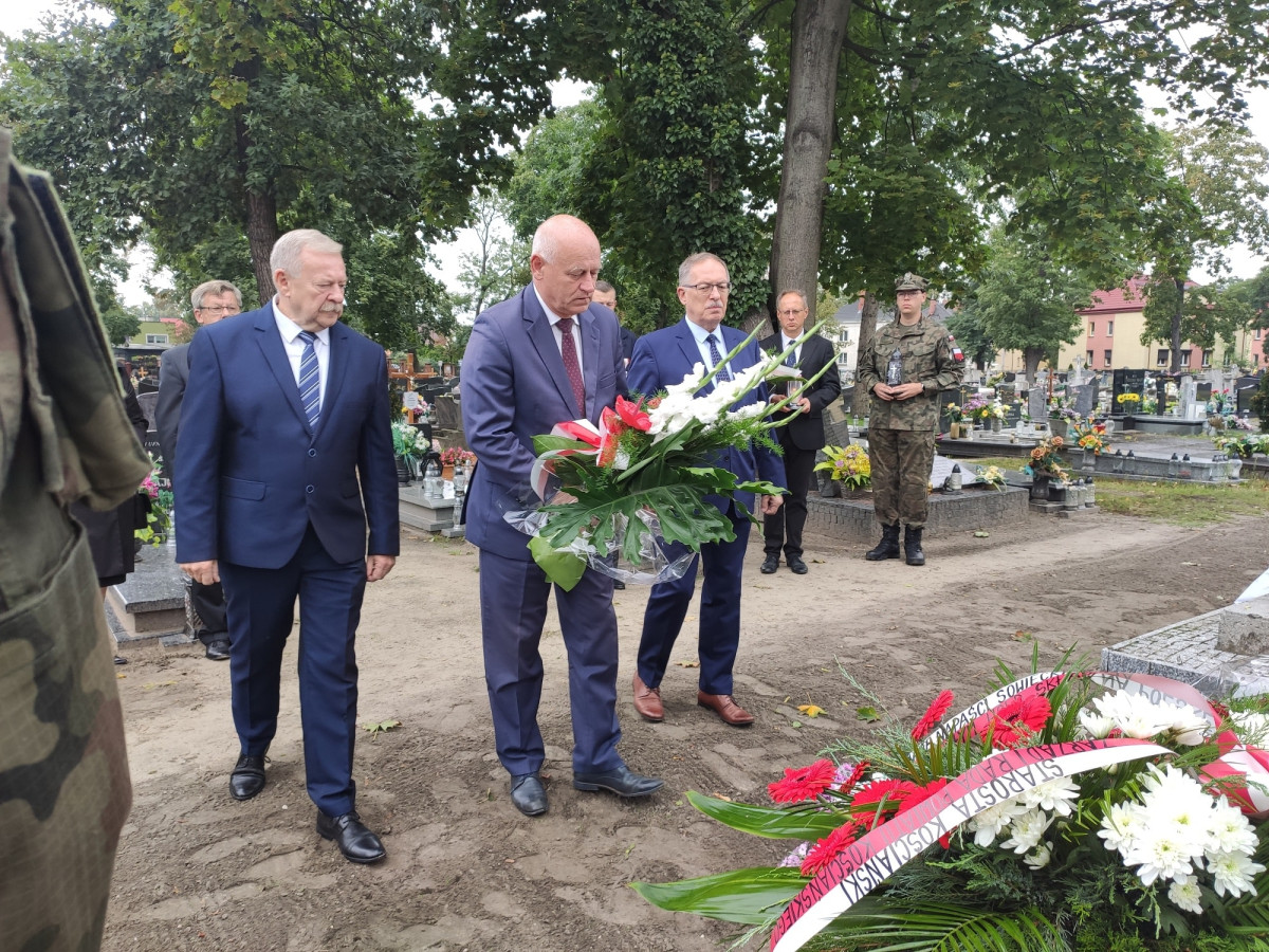 Hołd poległym w rocznicę napaści sowieckiej [ZDJĘCIA]
