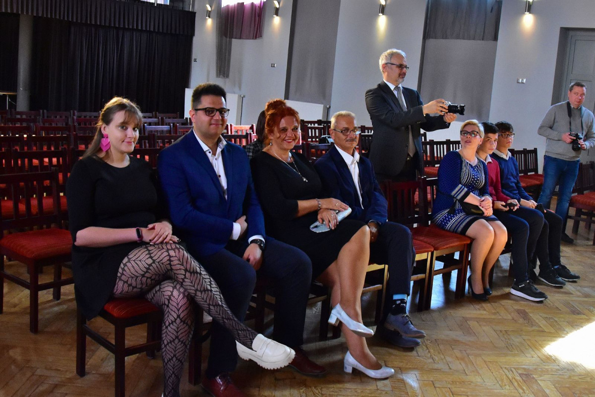 Burmistrz wręczył medale parom małżeńskim [ZDJĘCIA]
