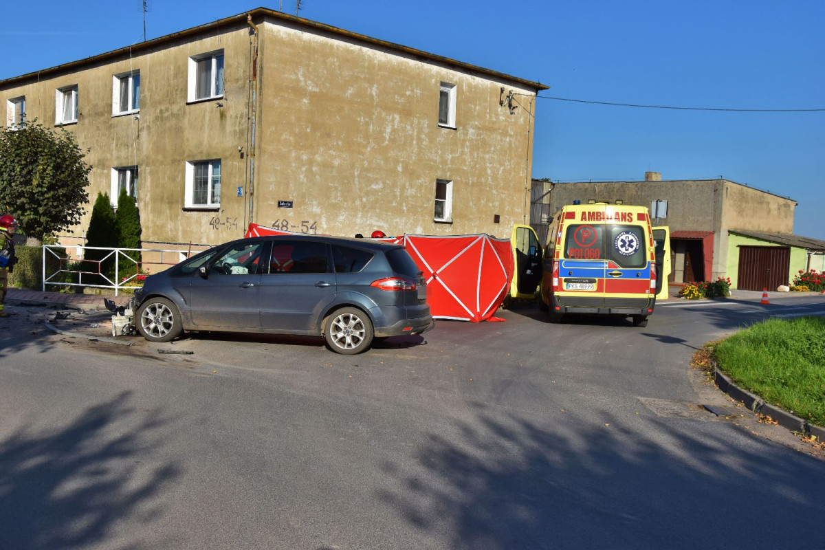 Poważne zderzenie trzech aut w Bonikowie [ZDJĘCIA]