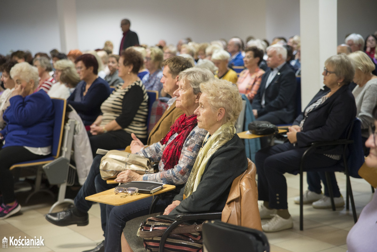 Inauguracja roku Uniwersytetu Trzeciego Wieku [ZDJĘCIA]