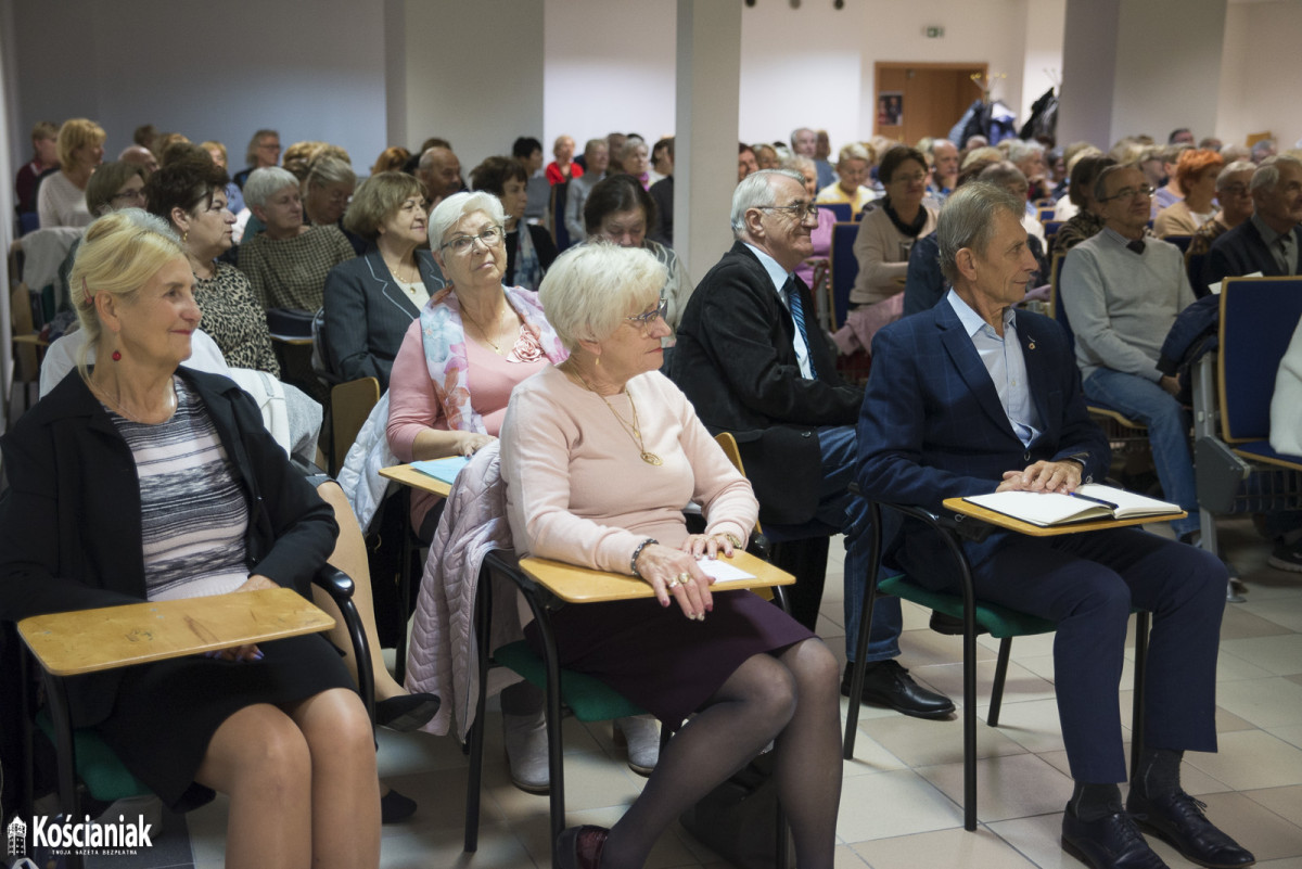 Inauguracja roku Uniwersytetu Trzeciego Wieku [ZDJĘCIA]