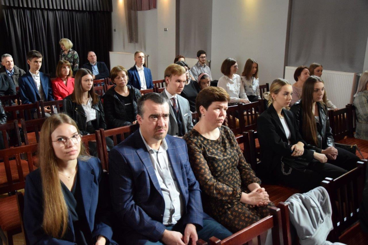 Stypendia dla zdolnych od powiatu