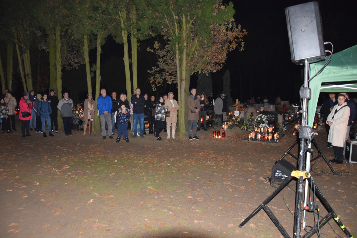 Procesja i koncert w Dniu Wszystkich Świętych [ZDJĘCIA]