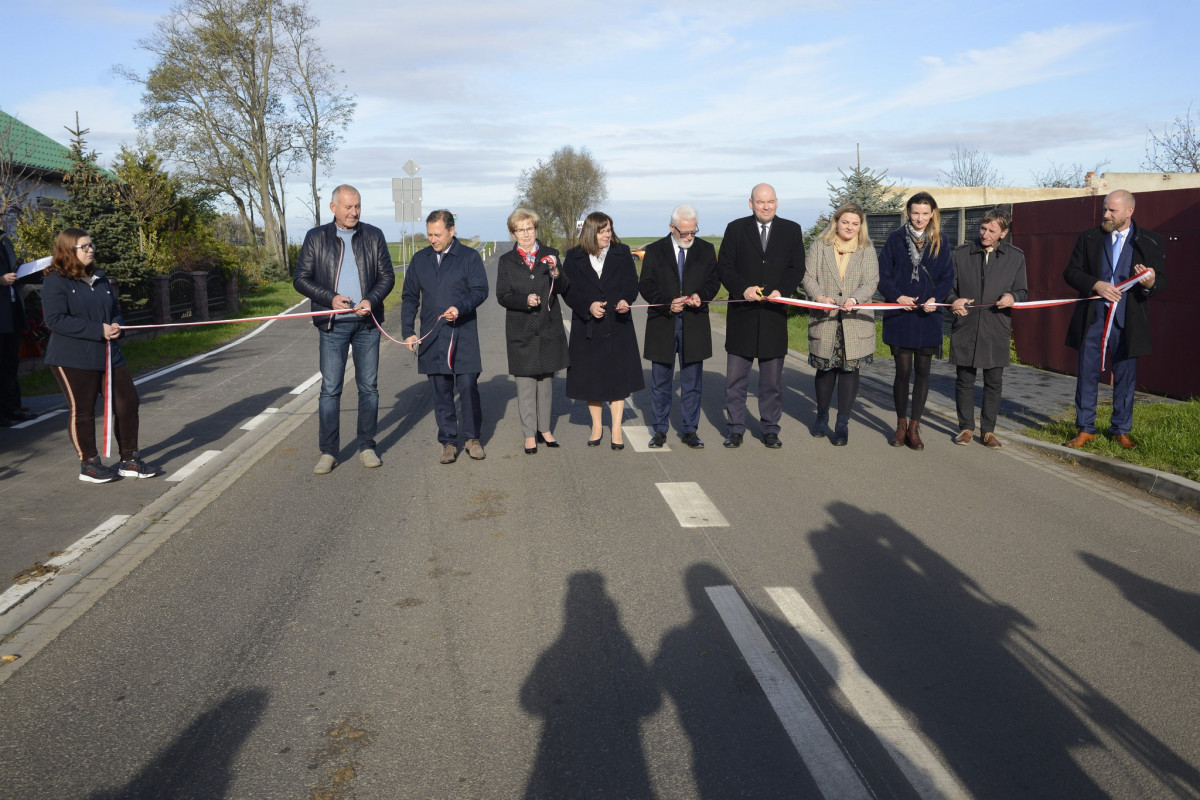 Otwarcie drogi w Zbęchach Pole [ZDJĘCIA]