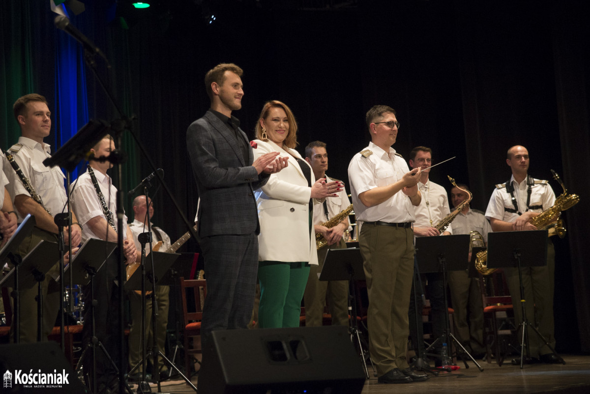 Koncert z okazji Święta Niepodległości w KOK [ZDJĘCIA]