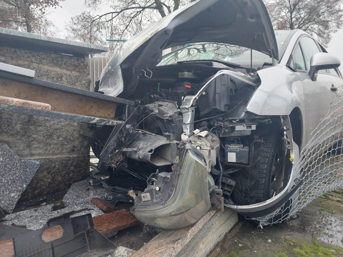Zderzenie trzech aut w pobliżu drogi na Pianowo [ZDJĘCIA]