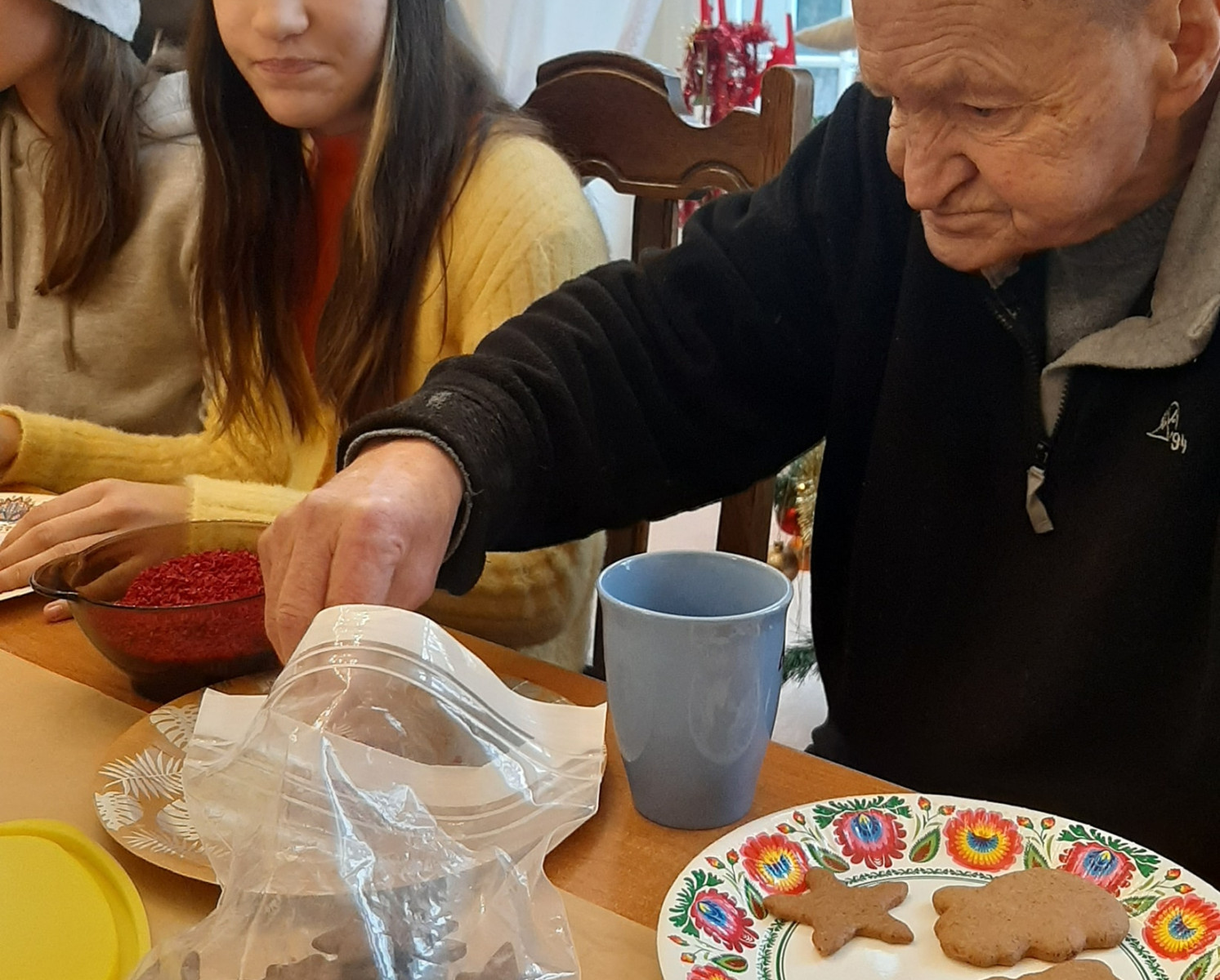 Szkolne odwiedziny przed świętami w DPS Jarogniewice [ZDJĘCIA]