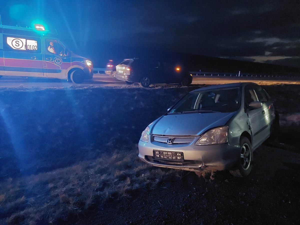 Stracił panowanie nad pojazdem. Wylądował w rowie [ZDJĘCIA]