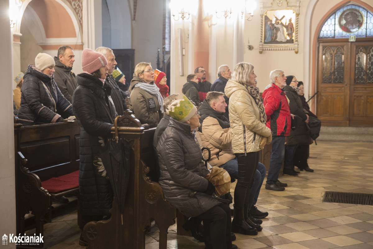 Orszak Trzech Króli przeszedł ulicami Kościana [ZDJĘCIA]